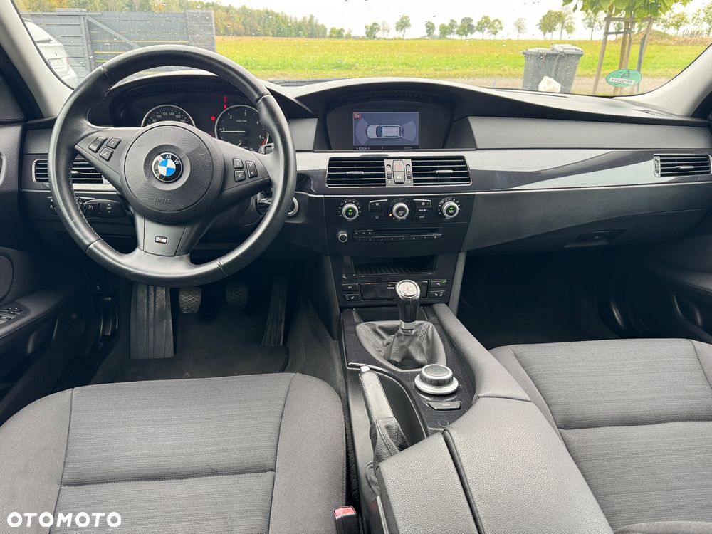 BMW Seria 5 - 21