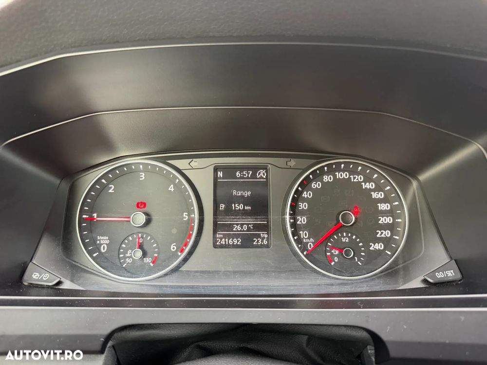 Volkswagen Transporter 2.0 110 kW LR - 13