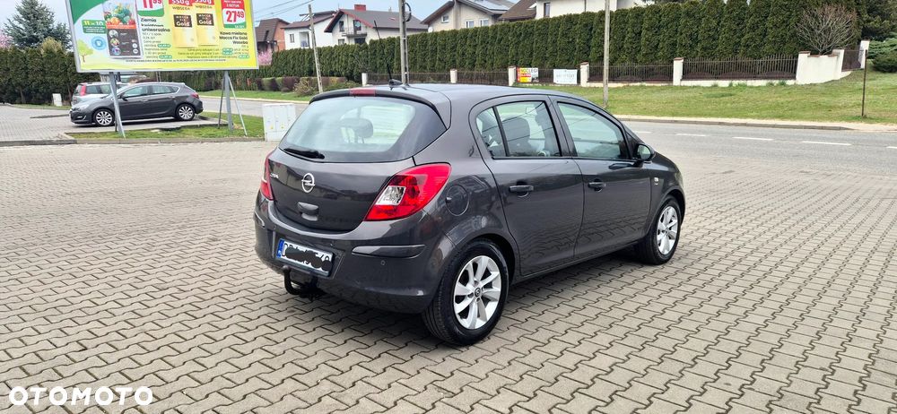 Opel Corsa 1.4 16V Energy - 3
