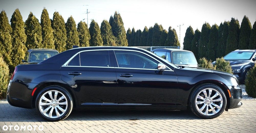 Chrysler 300C - 5