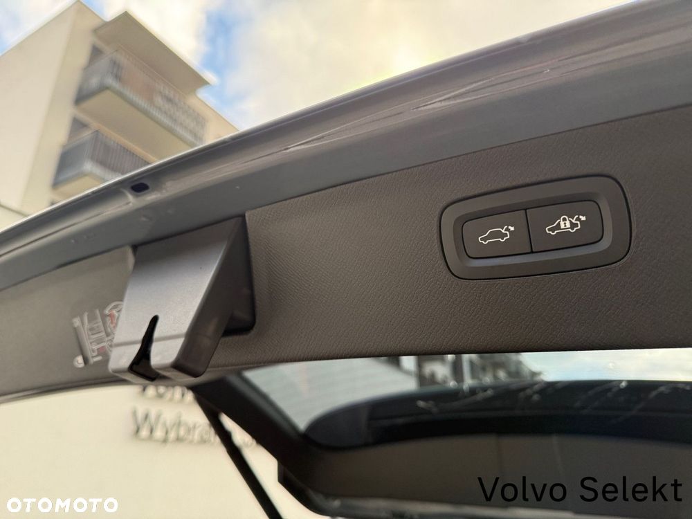 Volvo XC 90 - 33