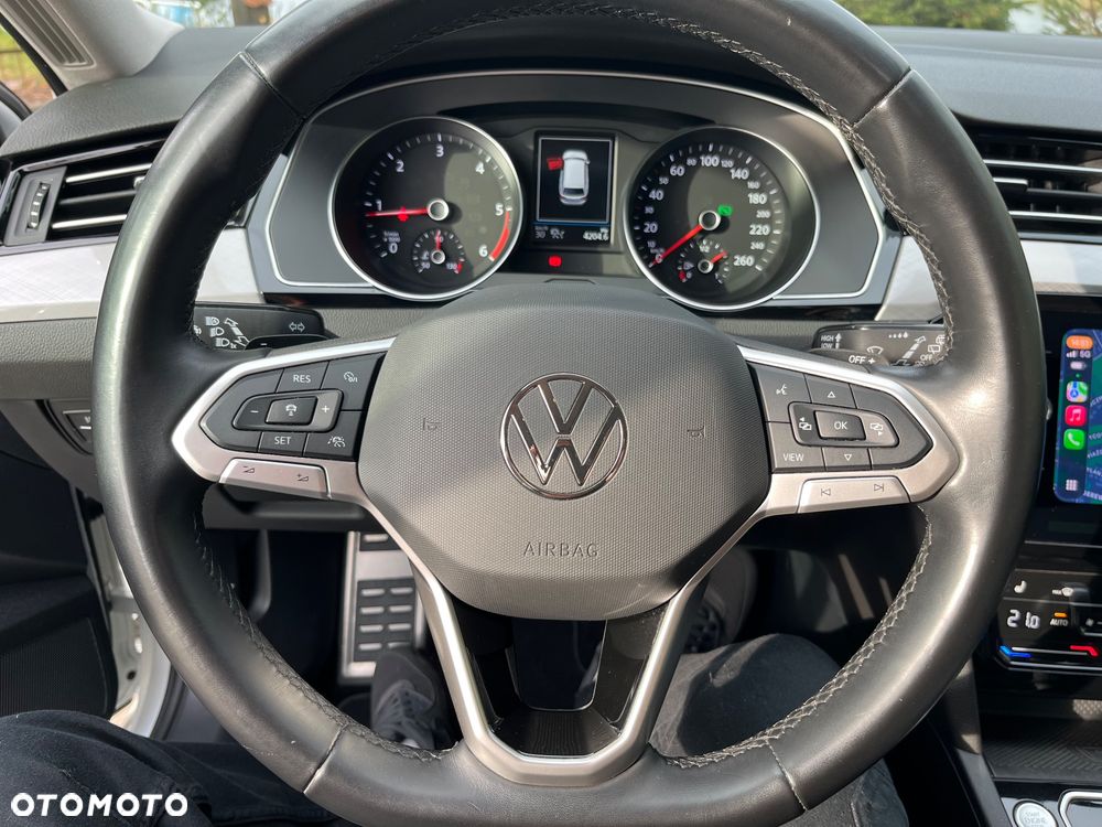 Volkswagen Passat 2.0 TDI SCR Style DSG - 31