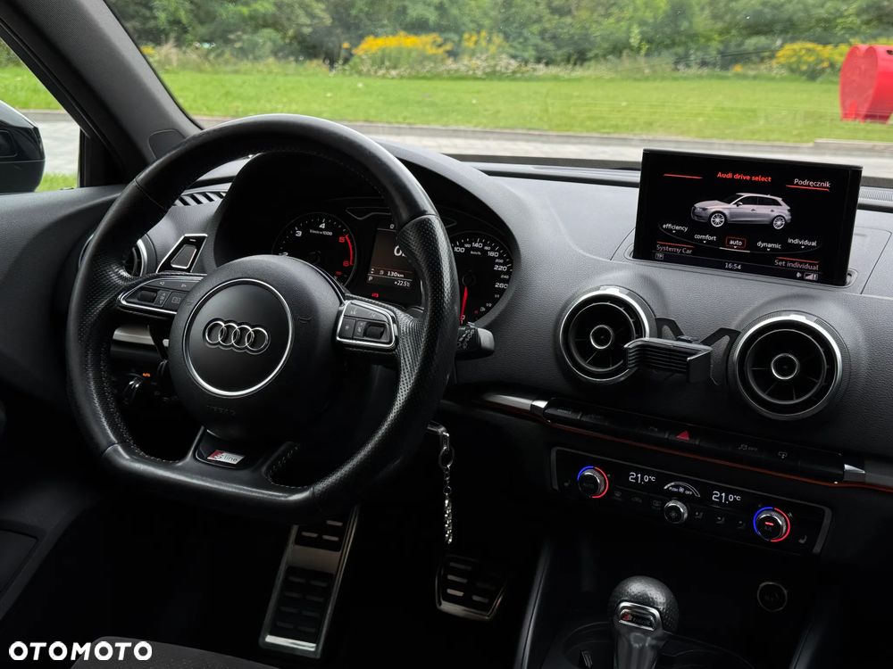 Audi A3 Sportback 2.0 TDI S tronic S line Sportpaket - 17