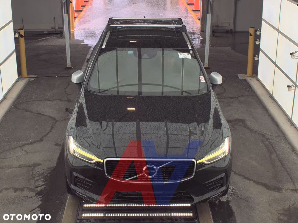 Volvo XC 60 T6 AWD Geartronic RDesign - 2