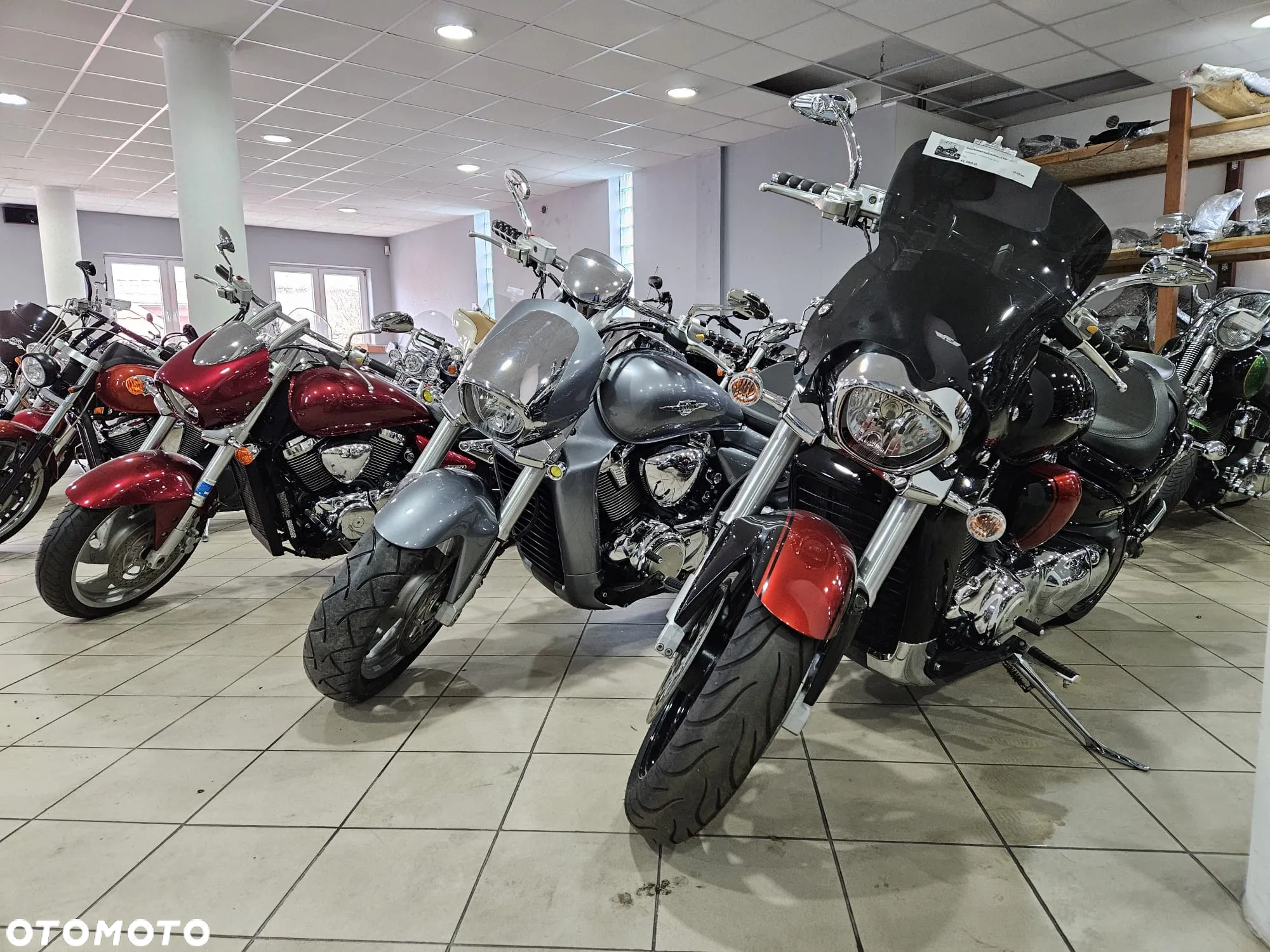 Suzuki Boulevard - 20