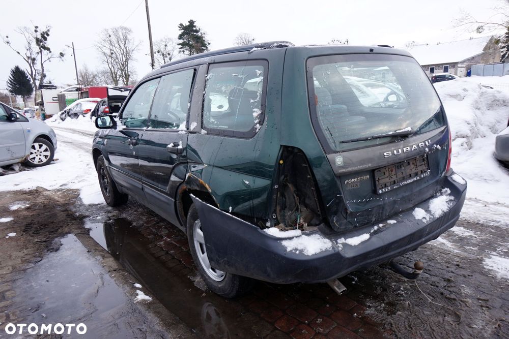 SUBARU FORESTER II SG 2004 2J4 2.0 16V EJ201 125KM TY755 ZIELONY na części - 3