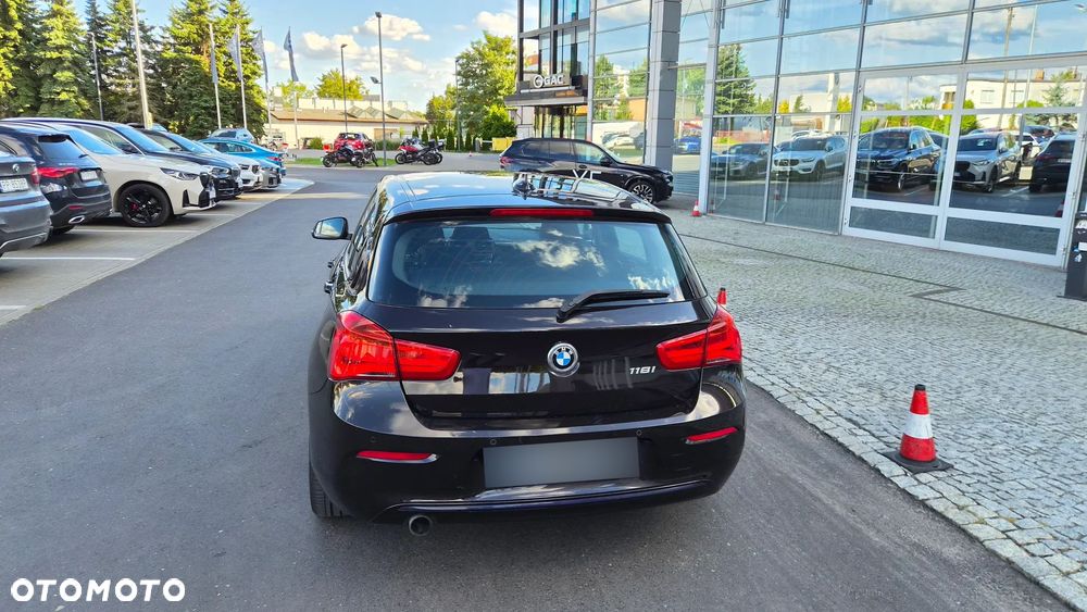 BMW Seria 1 118i GPF Sport Line - 25