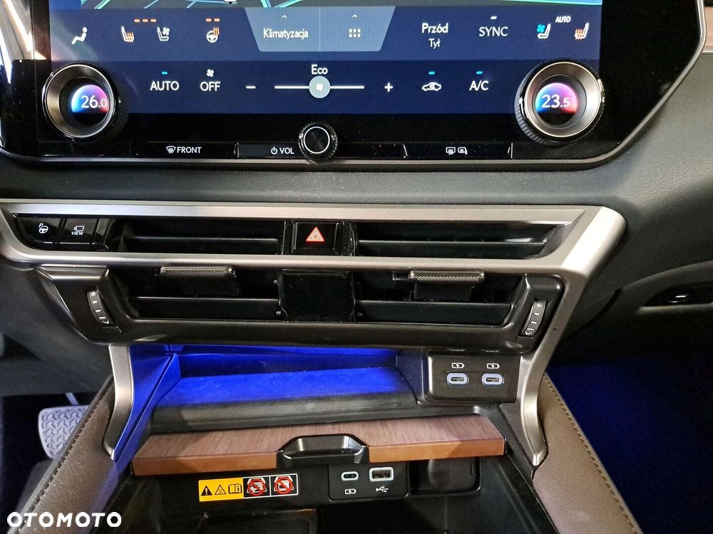 Lexus RX 2025