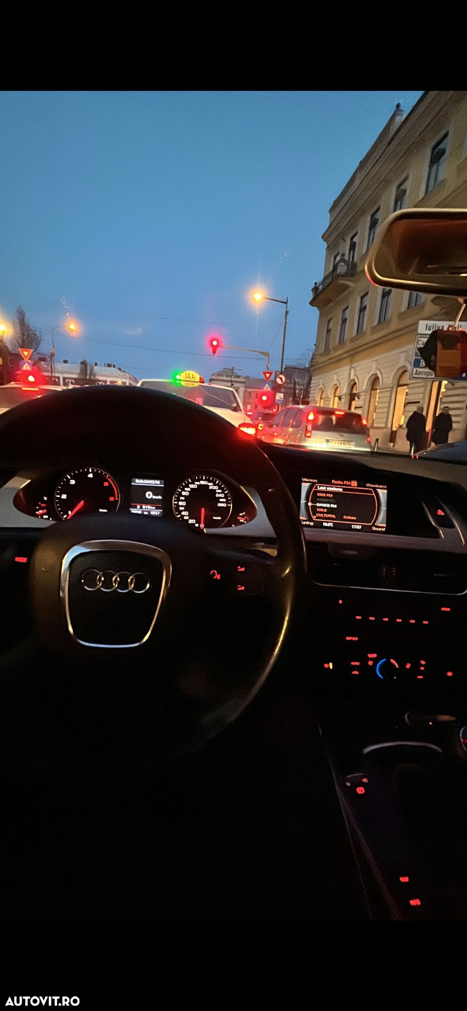 Audi A4 2.0 TDI B8 - 12