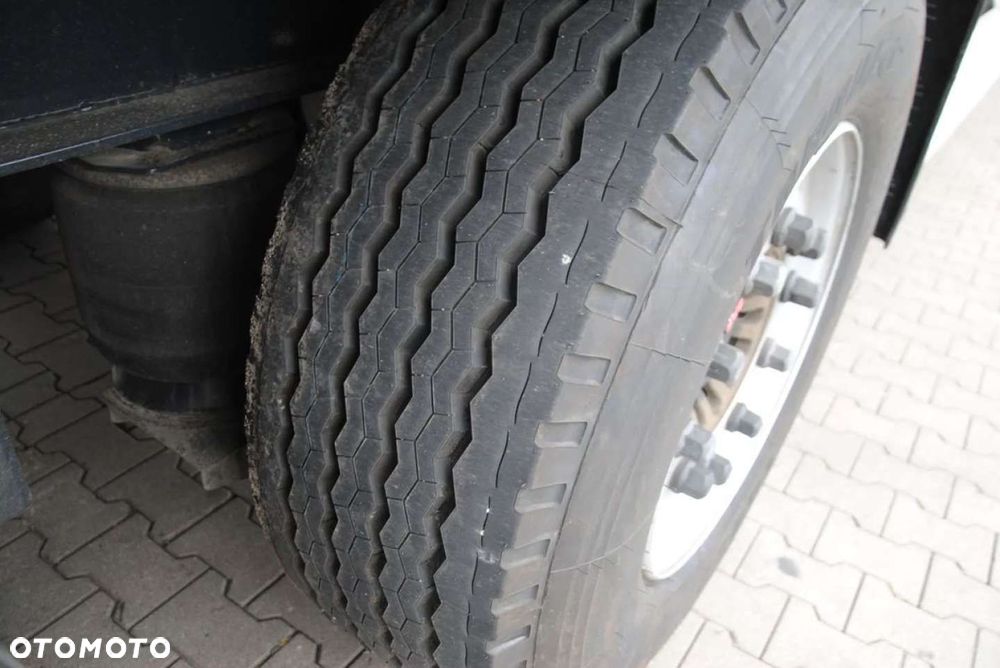 Wielton Podnoszona oś, SAF - 18