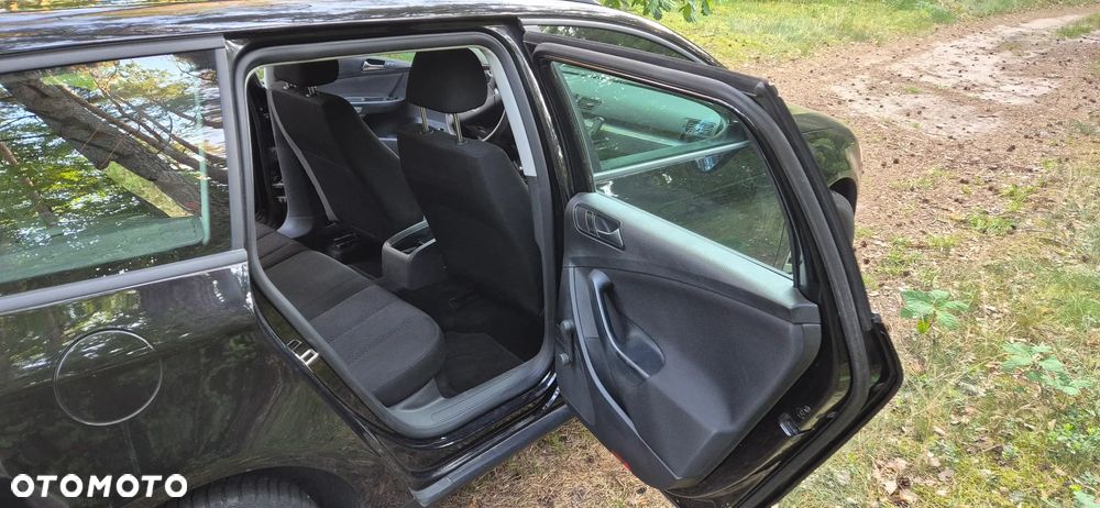 Volkswagen Passat 2.0 Blue TDI SCR Comfortline - 8