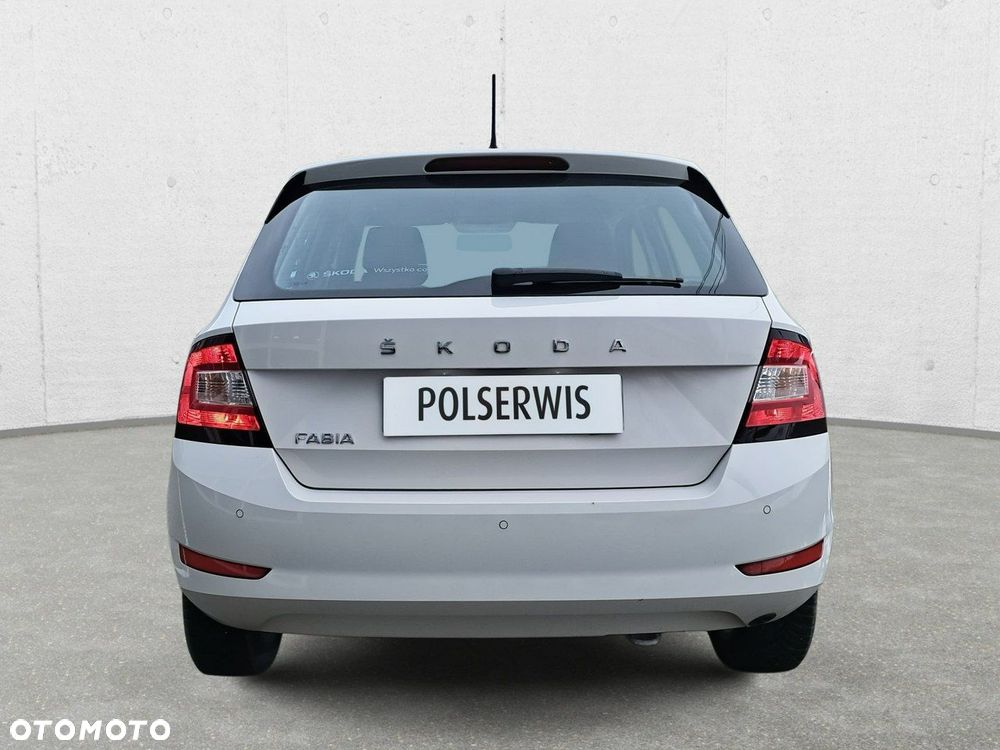Skoda Fabia - 6