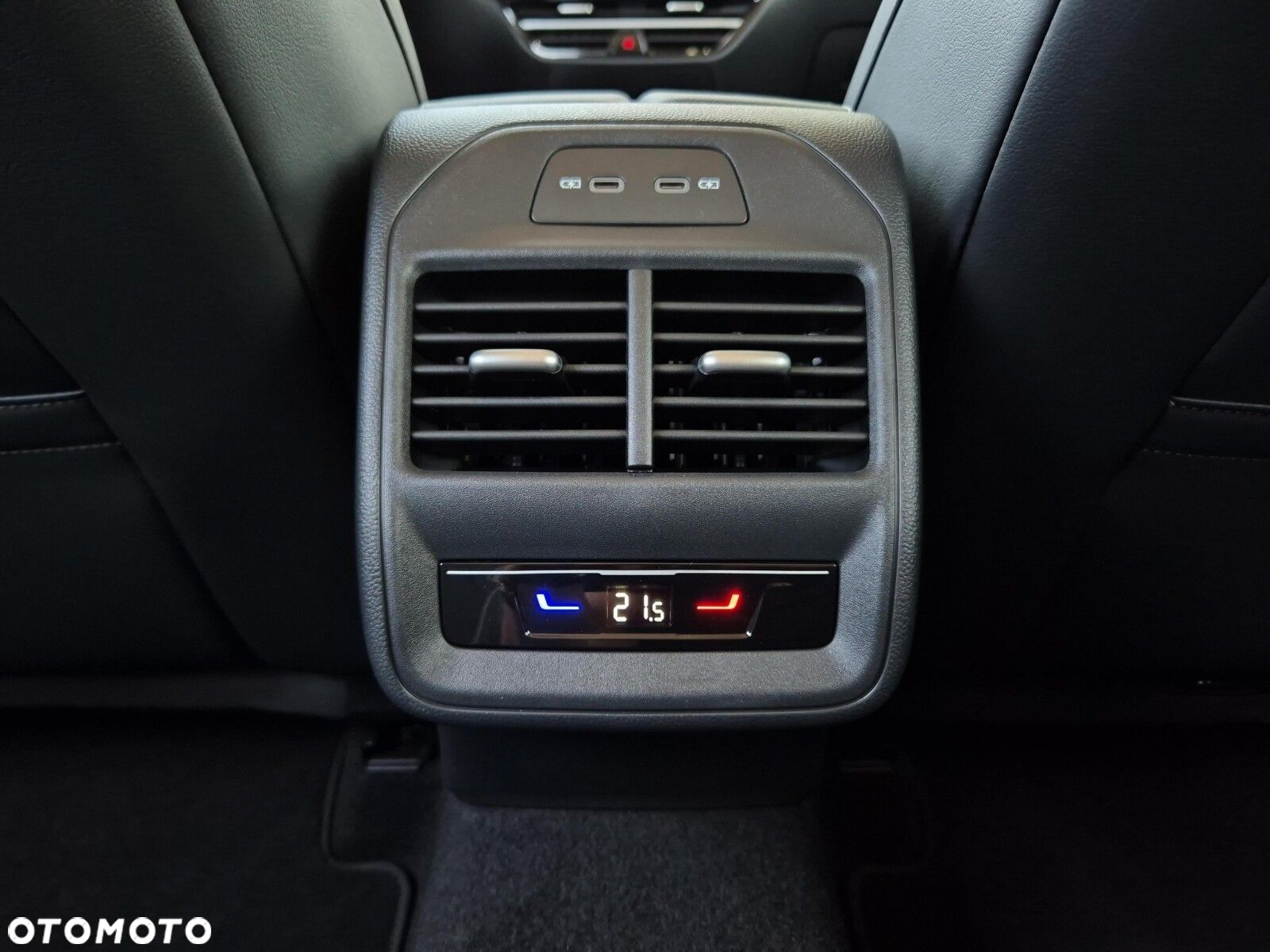 Volkswagen Passat 2.0 TDI EVO Elegance DSG - 18