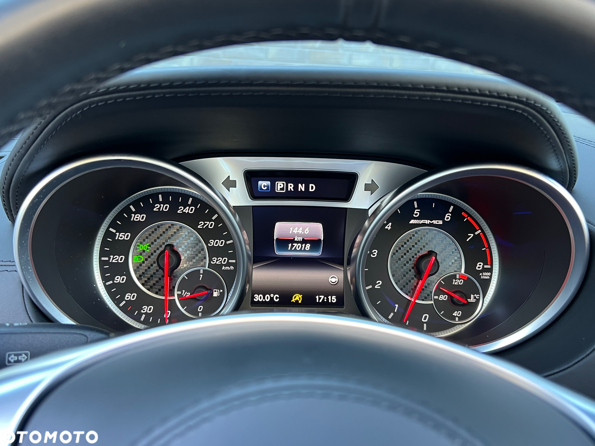 Mercedes-Benz SL 63 AMG - 22