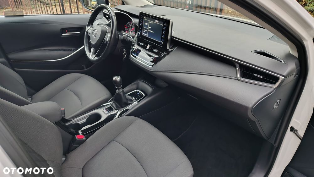 Toyota Corolla - 22