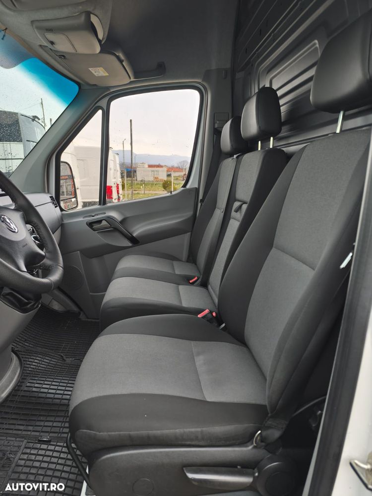 Volkswagen Crafter 2.0 TDI MAXI XXL An 2016 Climă Cârlig de remorcare - 8
