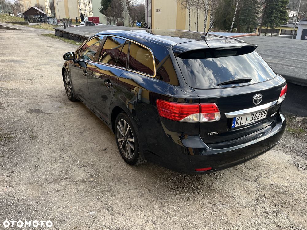 Toyota Avensis 2.2 D-4D Sol Plus NAVI - 5