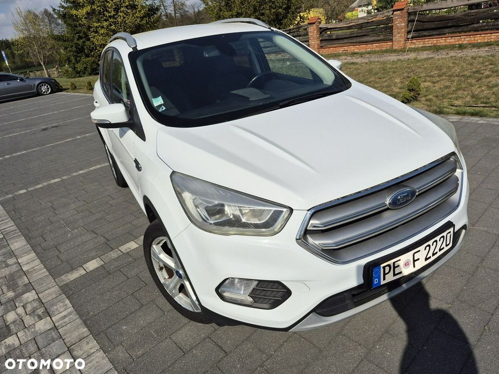 Ford Kuga - 2