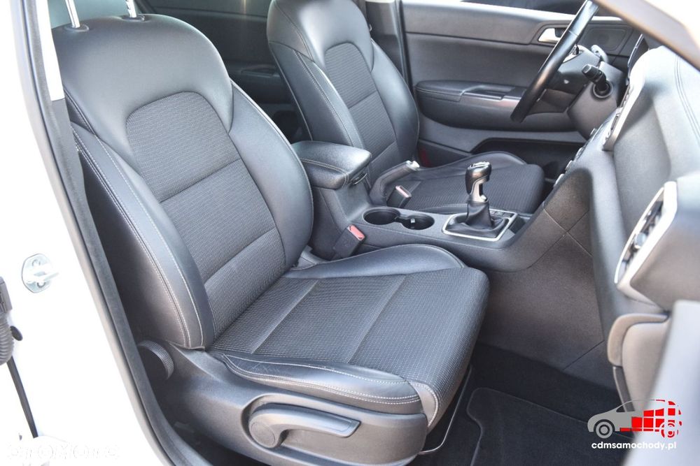Kia Sportage - 21