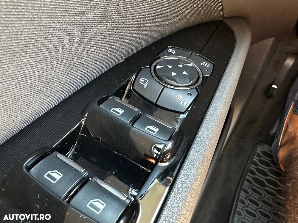 Ford Mondeo 2.0 HEV Titanium - 9