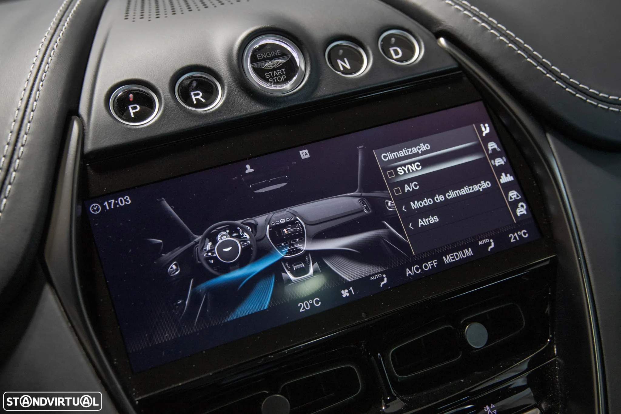 Aston Martin DBX Standard - 24