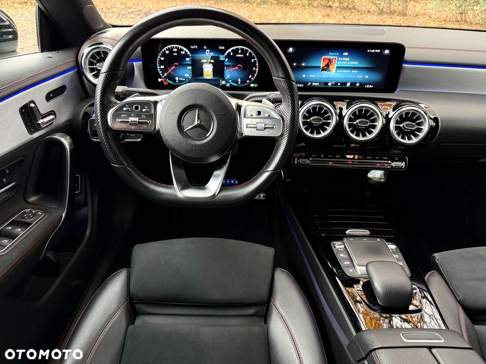 Mercedes-Benz CLA 250 4-Matic AMG Line 7G-DCT - 10