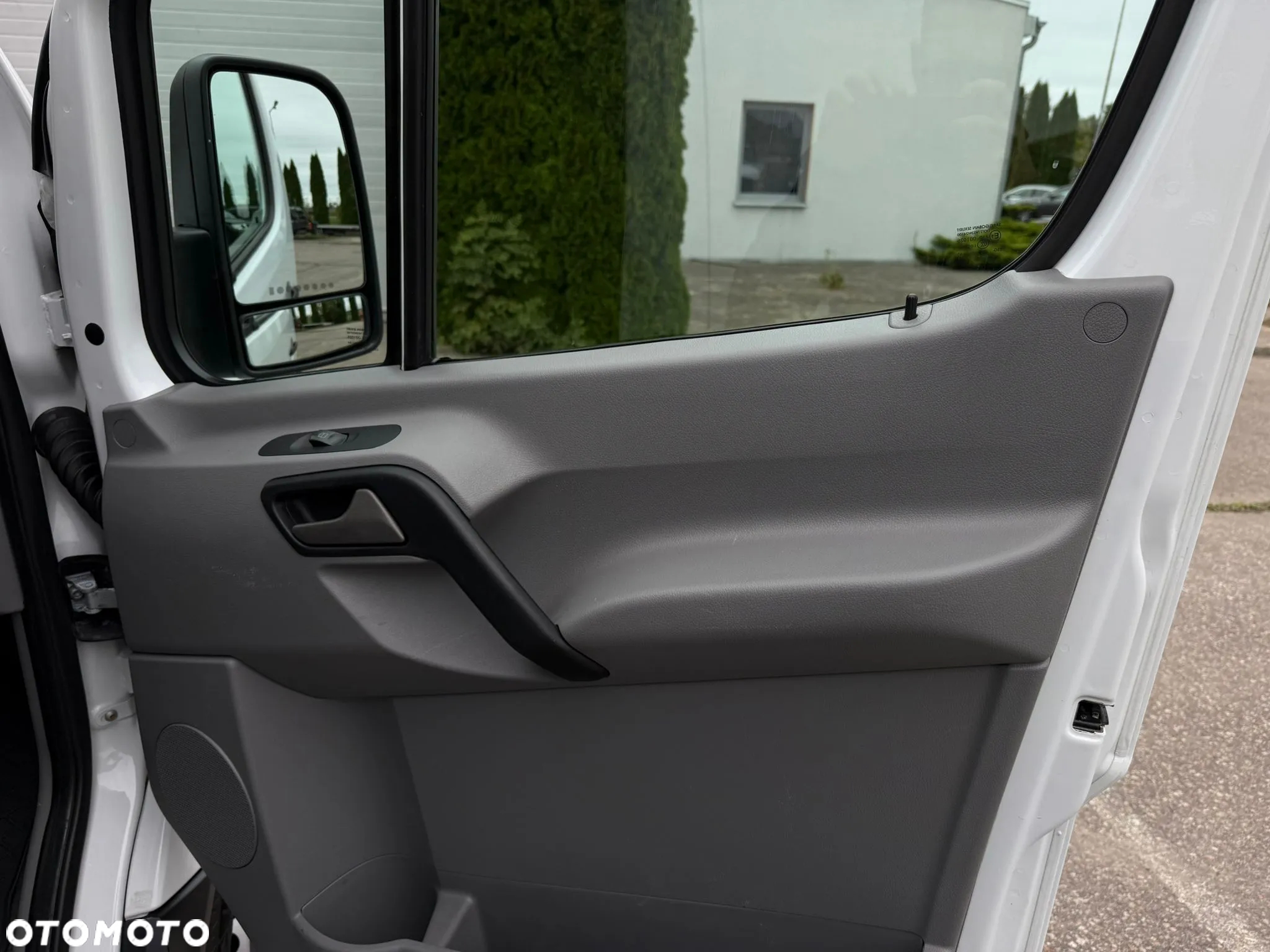 Mercedes-Benz Sprinter 316 - 23