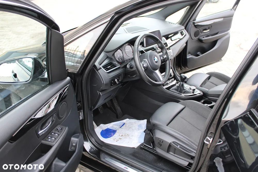 BMW Seria 2 216i GT M Sport - 24