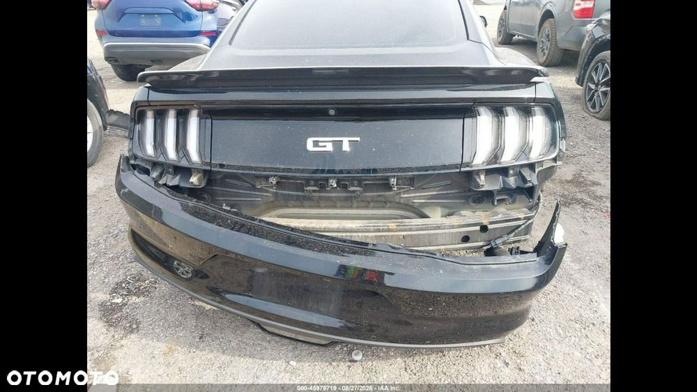 Ford Mustang 5.0 V8 GT - 12