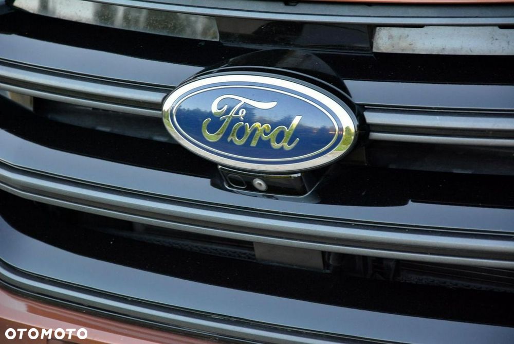 Ford Edge 2.0 TDCi Bi-Turbo 4x4 ST-LINE - 11
