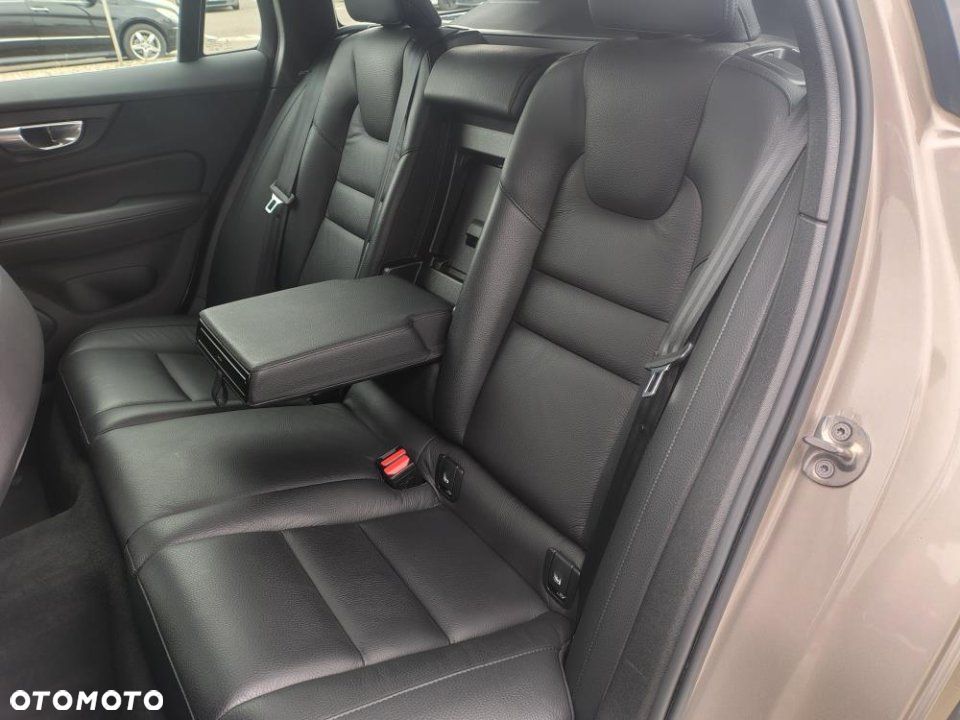 Volvo V60 - 15