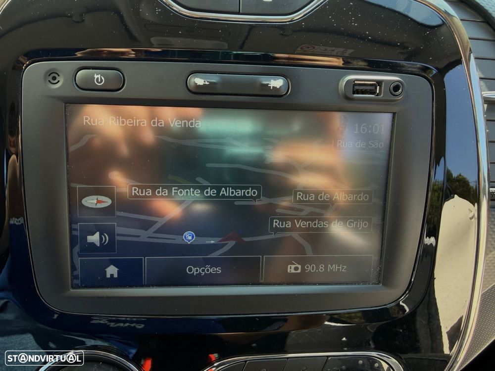 Renault Captur - 26
