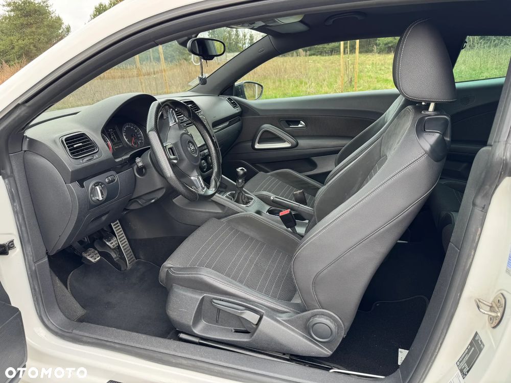 Volkswagen Scirocco 2.0 TDI Edition - 12