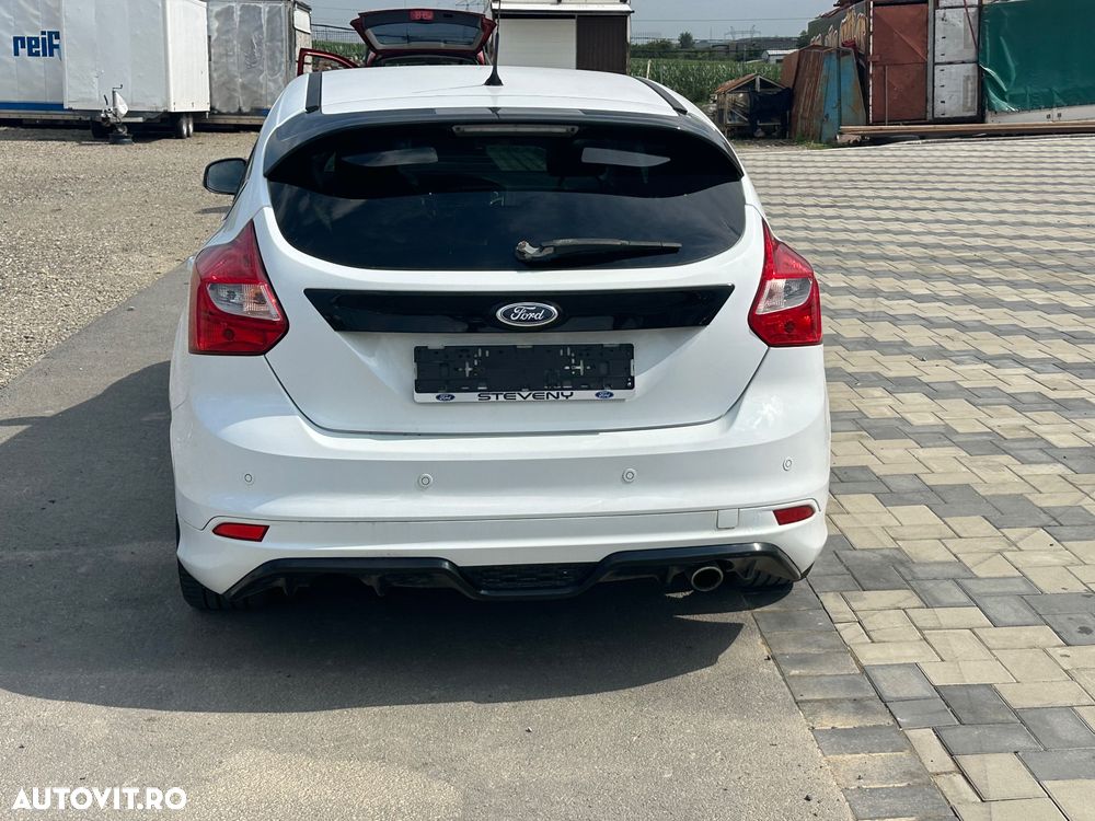 Ford Focus 2.0 TDCI DPF Sport - 2
