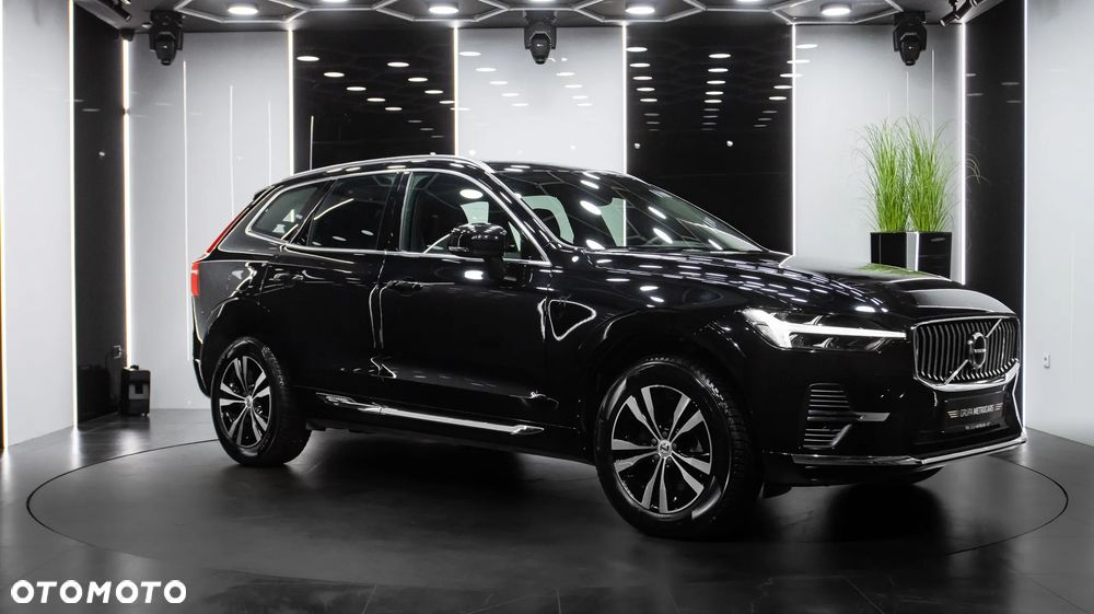 Volvo XC 60 T6 Plug-In Hybrid AWD Core - 10