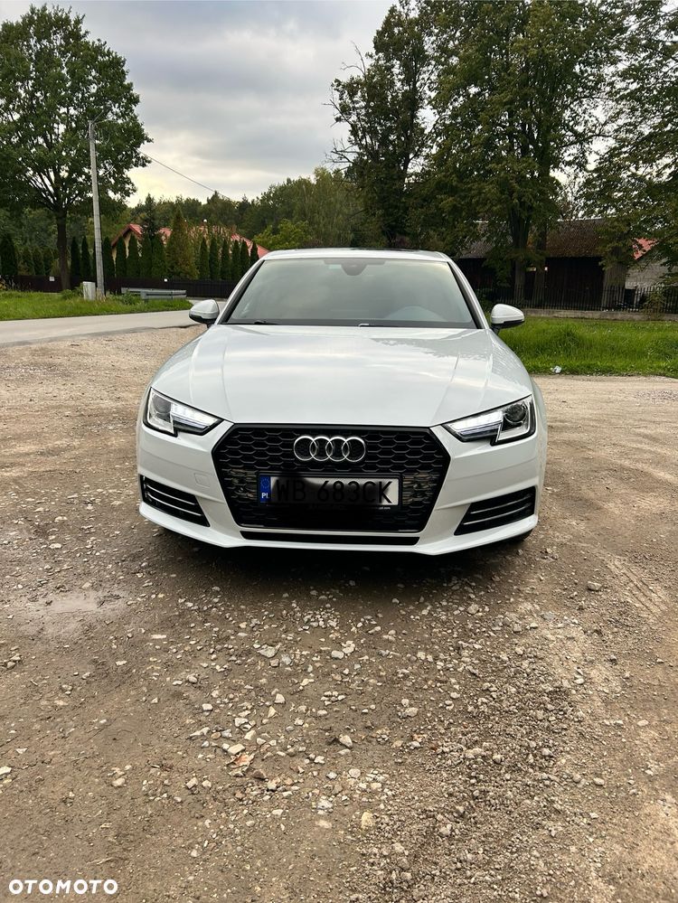 Audi A4 Limousine - 9