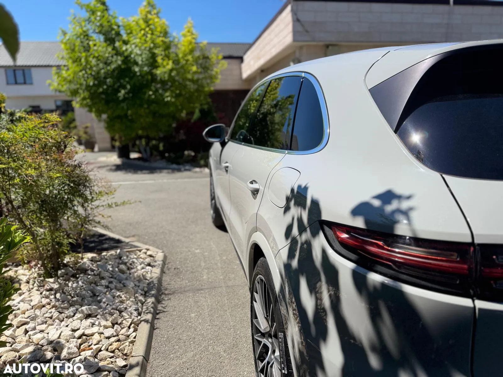 Porsche Cayenne - 7