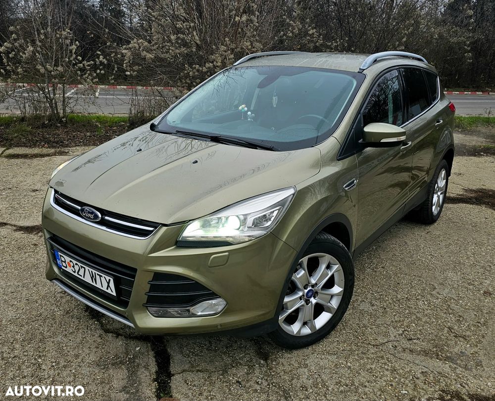 Ford Kuga 2.0 TDCi Powershift 4WD Titanium - 1