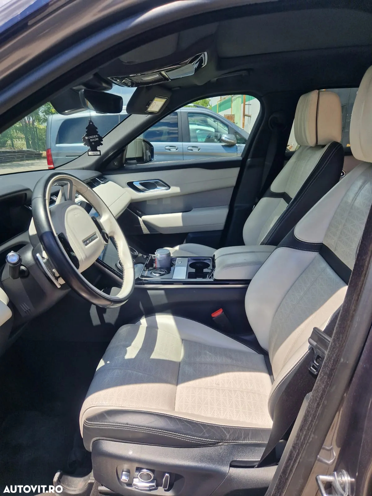 Land Rover Range Rover Velar 3.0 R-Dynamic HSE - 10