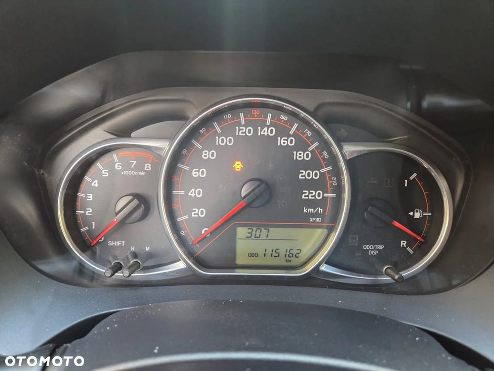 Toyota Yaris 1.33 Prestige - 13