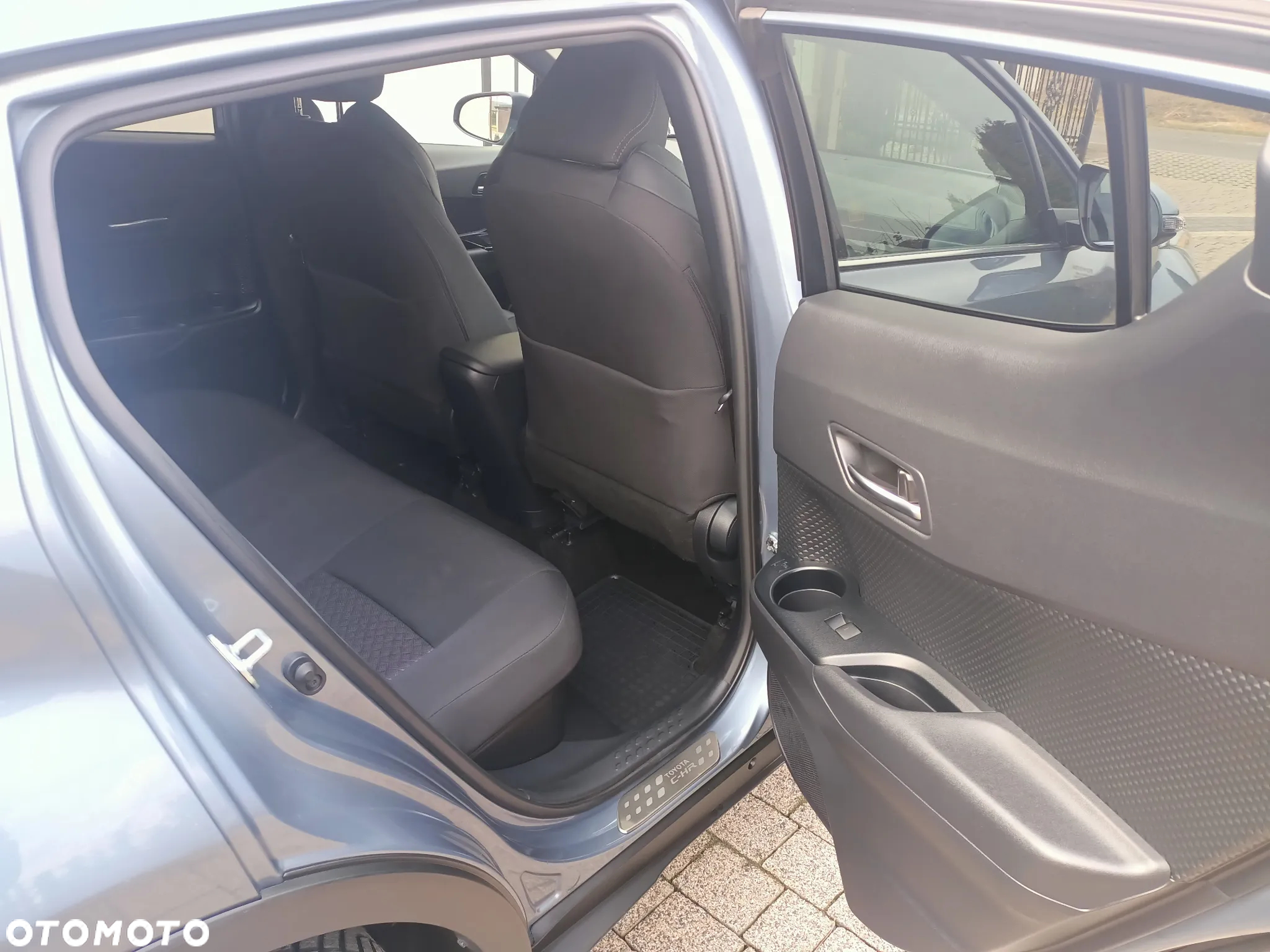 Toyota C-HR 2.0 Hybrid Style - 9