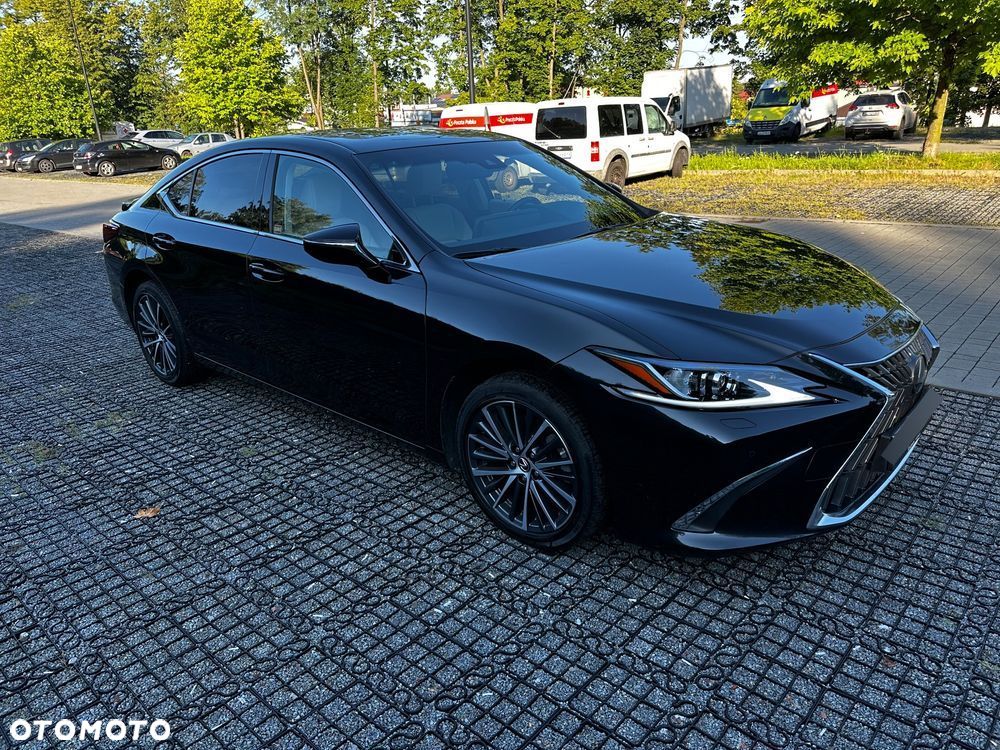 Lexus ES 300h Business Edition - 2