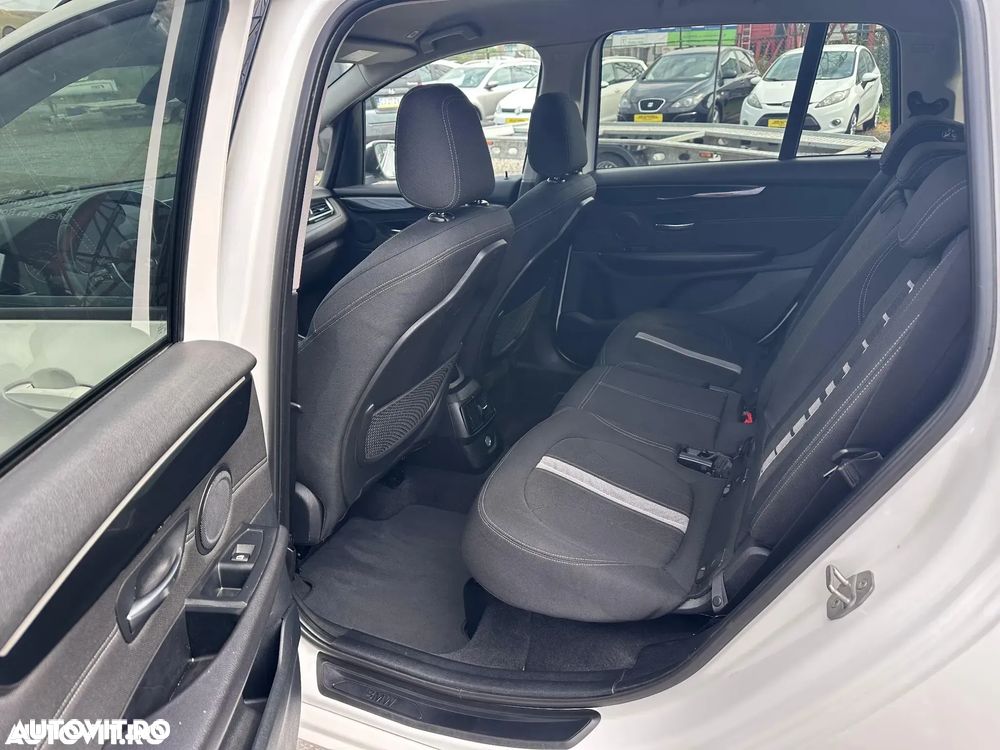 BMW Seria 2 216d Aut. Sport Line - 10