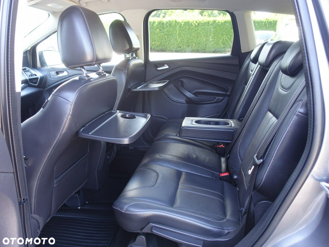 Ford Kuga - 17
