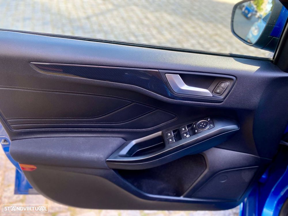 Ford Focus SW 1.5 TDCi ST-Line - 11