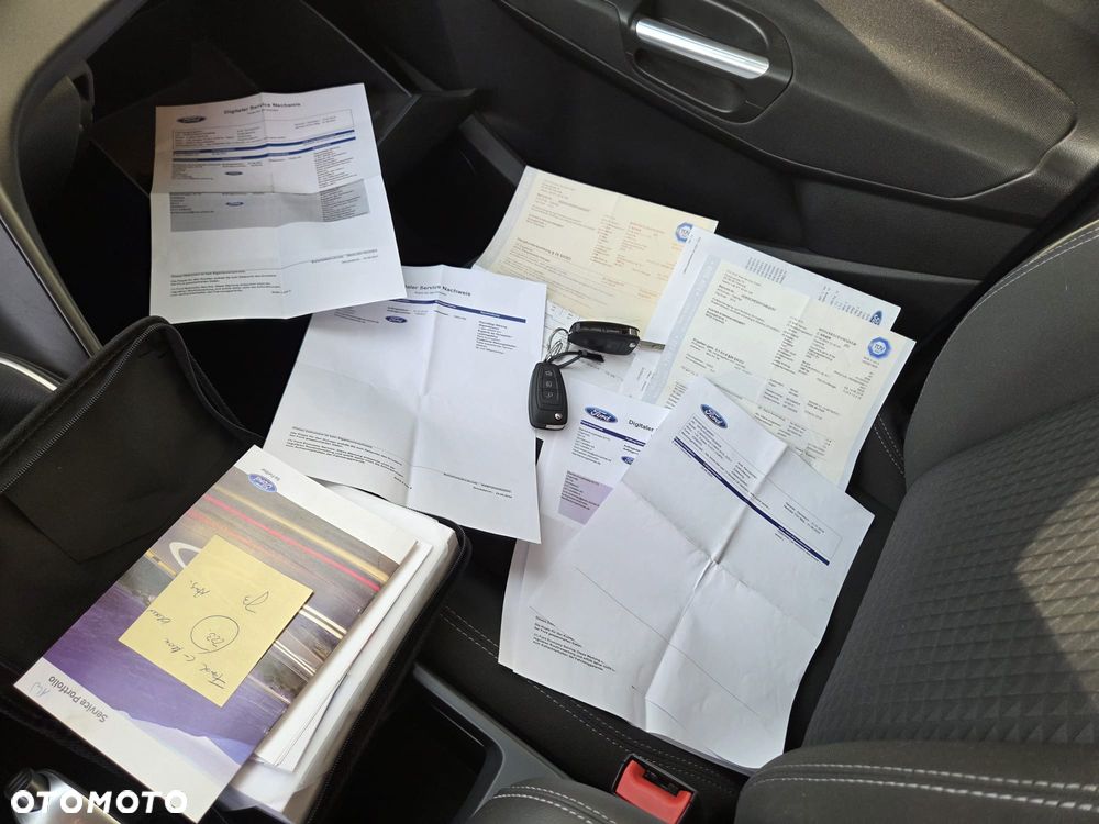 Ford C-MAX - 38