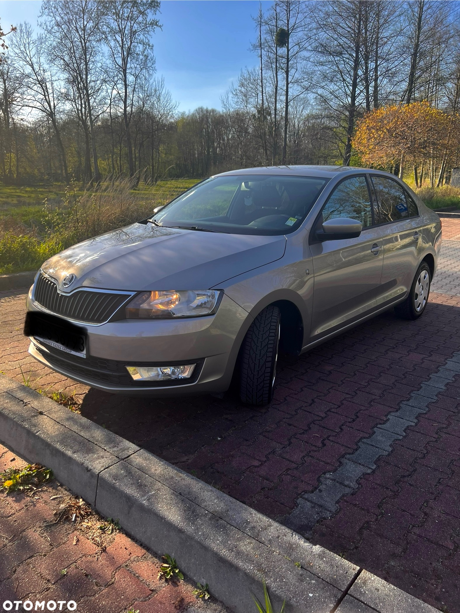 Skoda RAPID 1.2 TSI Active - 2