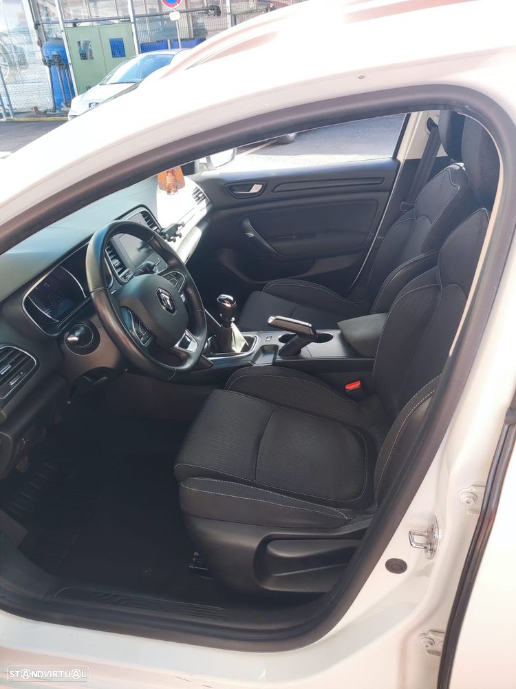 Renault Mégane Sport Tourer BLUE dCi 115 BUSINESS EDITION - 15