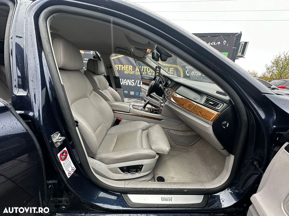 BMW Seria 7 - 8