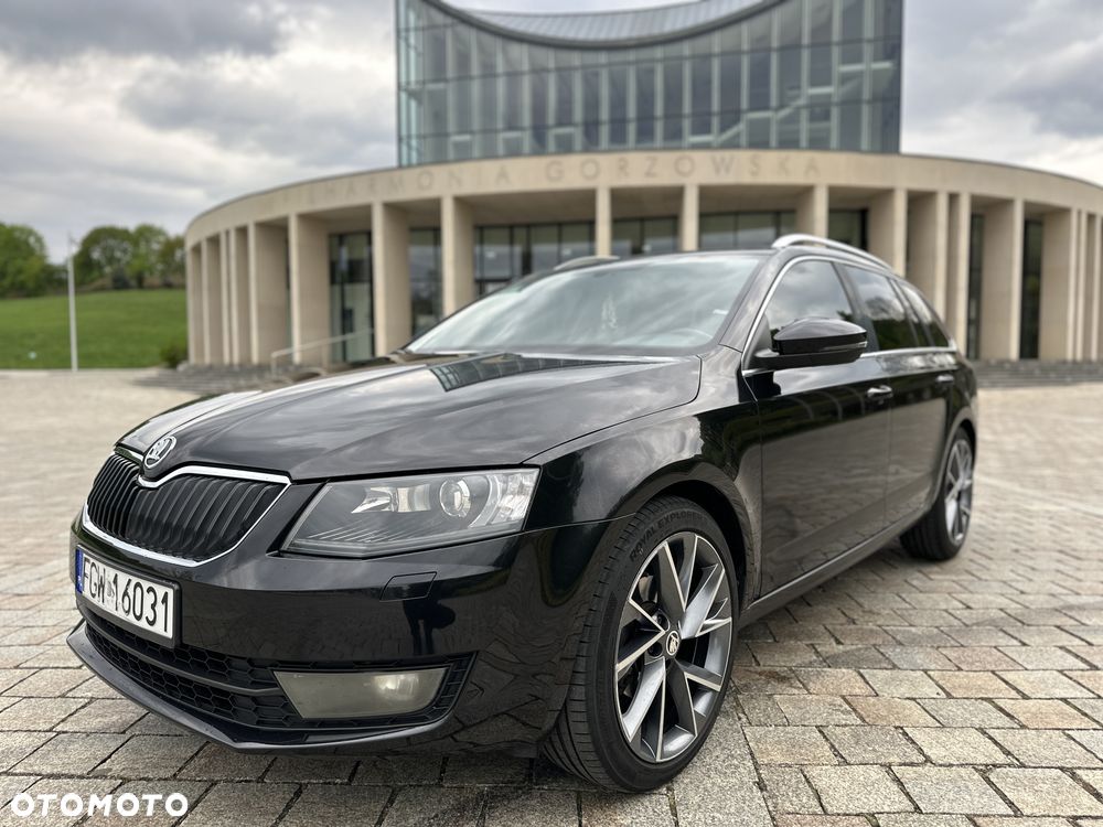 Skoda Octavia 2.0 TDI Edition DSG - 2